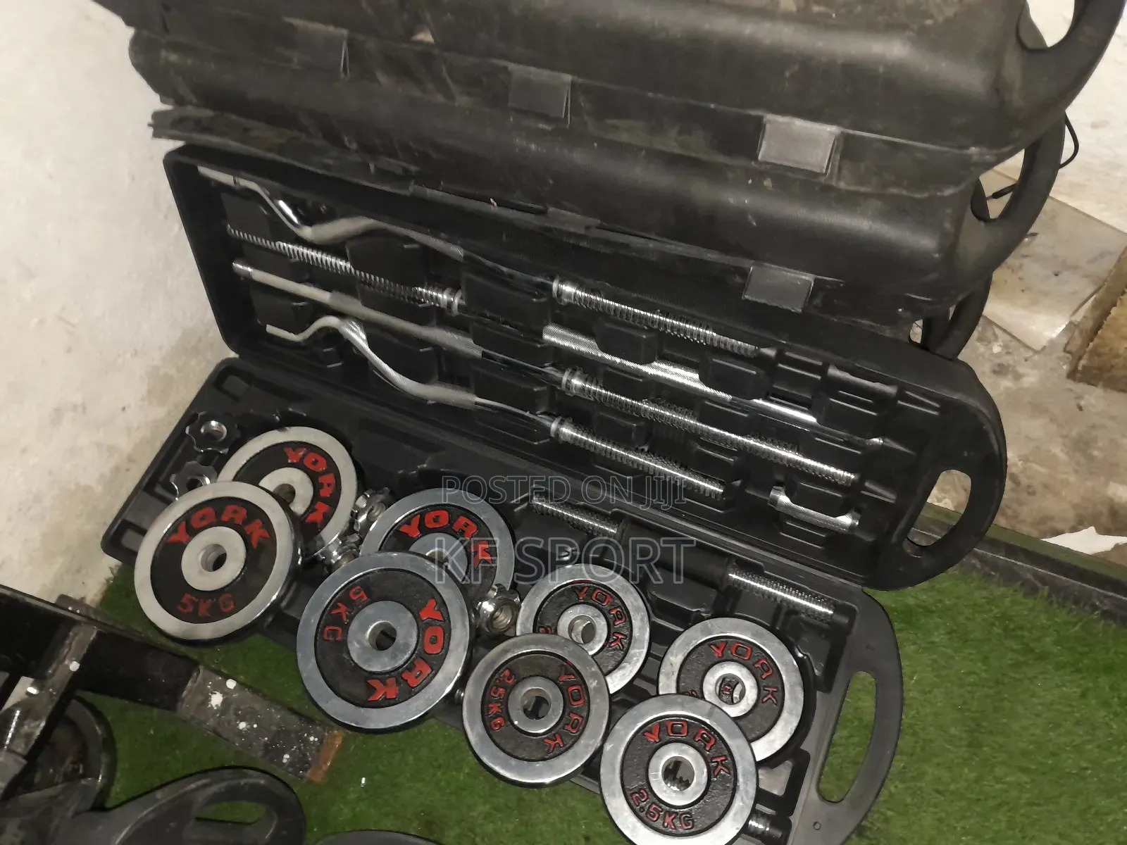 Your Home Gym Starter Pack ( Dumbbell And Barbell Set)