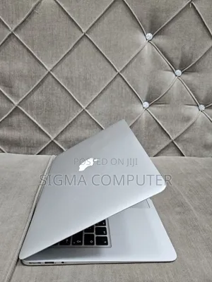 New Laptop Apple MacBook 2013 4GB Intel Core I5 SSD 256GB