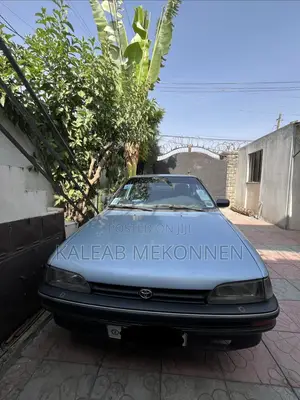 Toyota Corolla 1991 Blue
