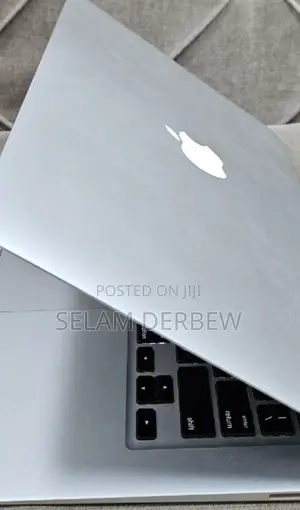 New Laptop Apple MacBook Air 2015 8GB Intel Core I5 SSD 128GB