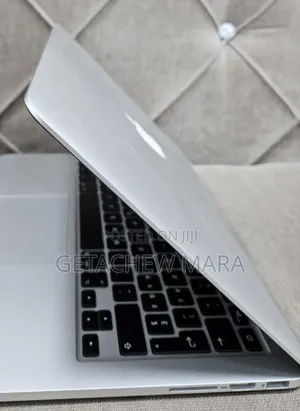 New Laptop Apple MacBook 2014 8GB Intel Core I5 SSD 128GB