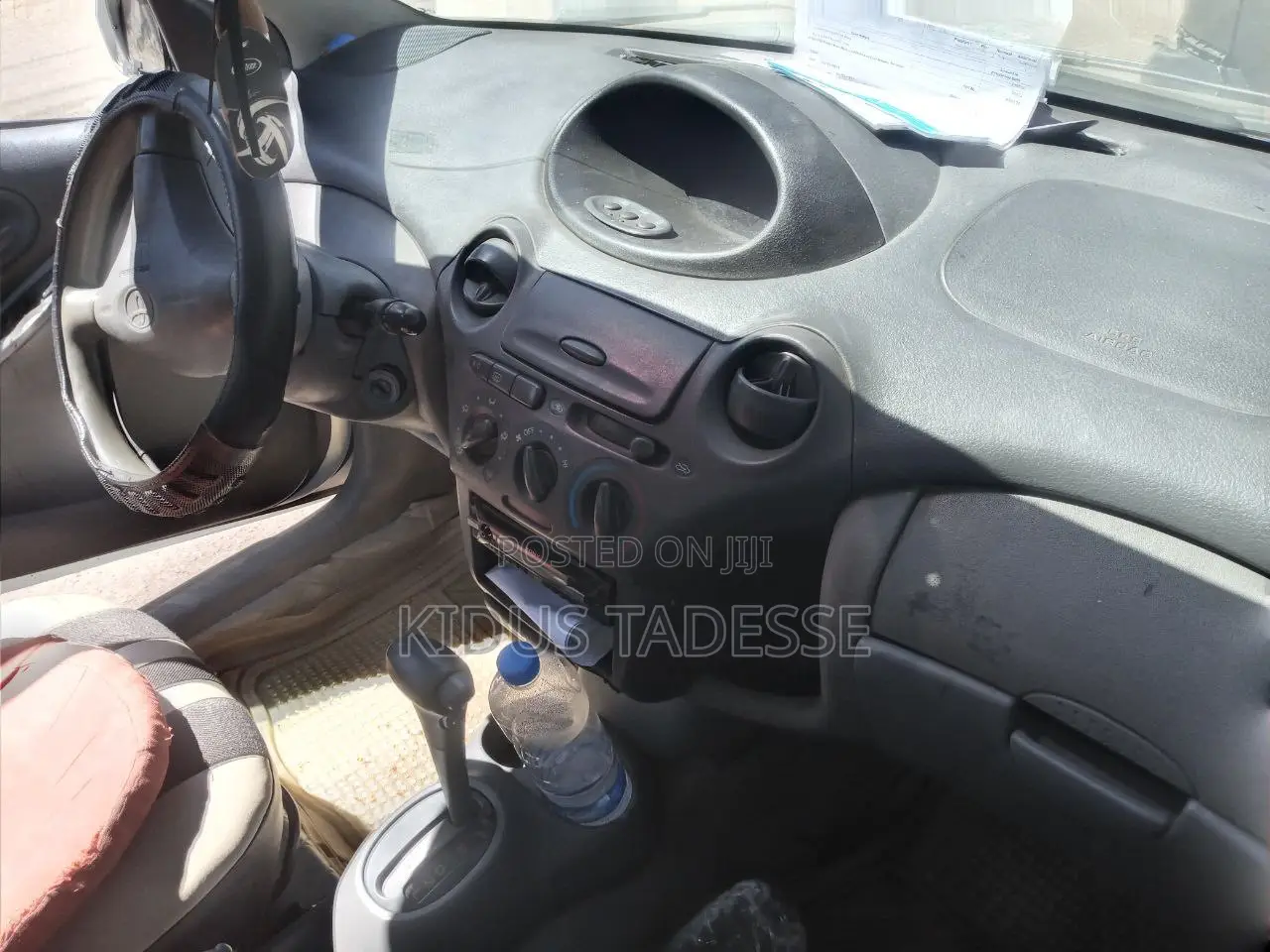 Toyota Vitz 2001 Silver