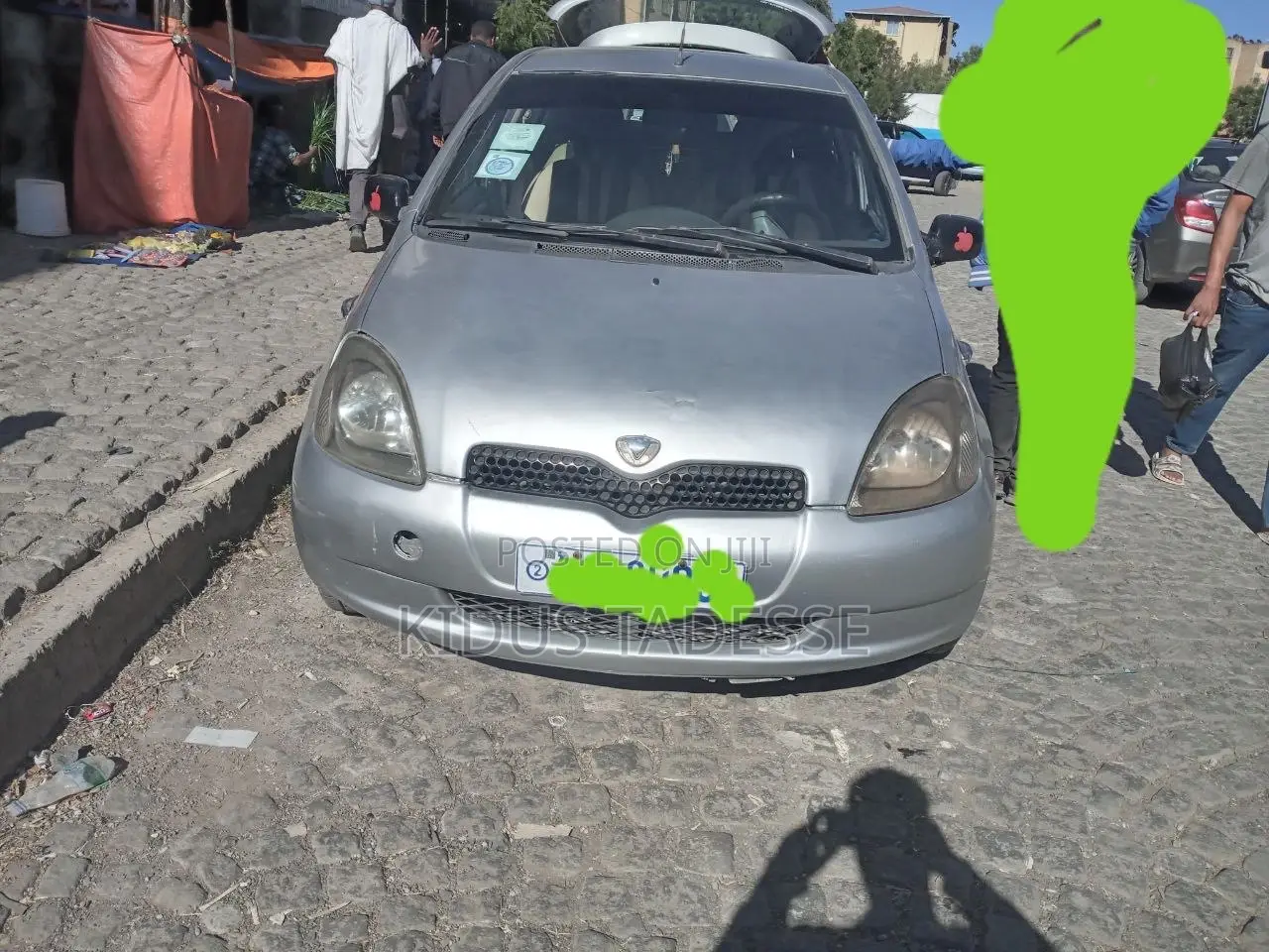 Toyota Vitz 2001 Silver