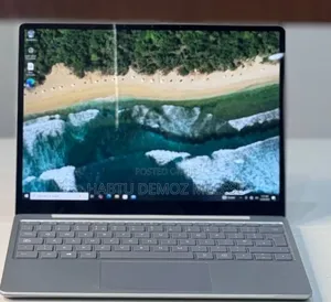 New Laptop Microsoft Surface Go 8GB Intel Core I5 SSD 256GB