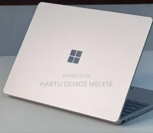 New Laptop Microsoft Surface Go 8GB Intel Core I5 SSD 256GB