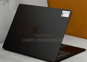 New Laptop Microsoft Surface 16GB Intel Core I7 SSD 512GB