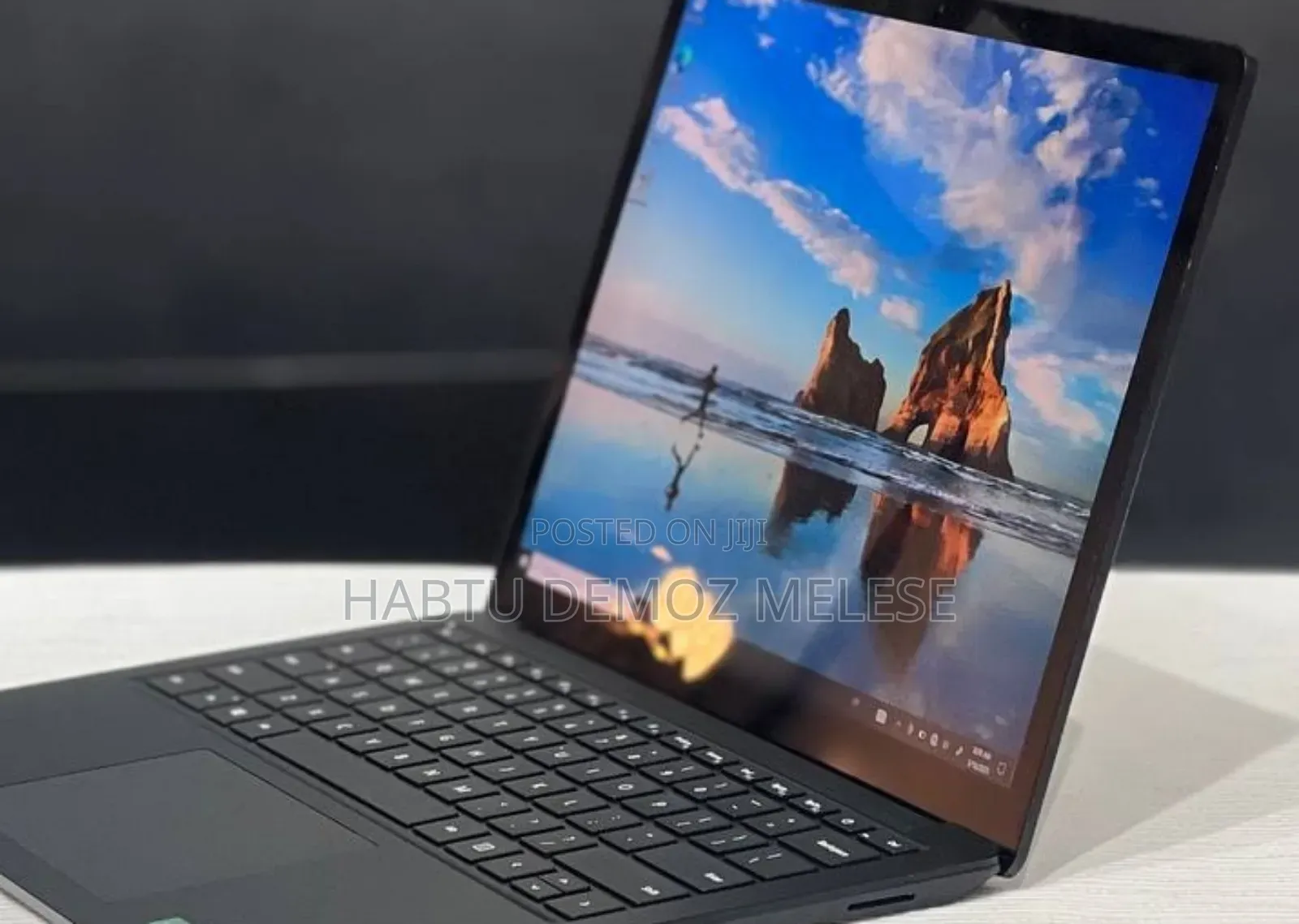 New Laptop Microsoft Surface 16GB Intel Core I7 SSD 512GB