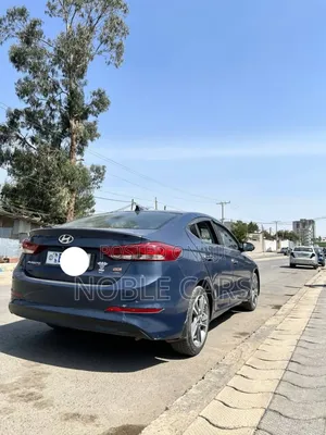 Hyundai Avante 2016 Blue