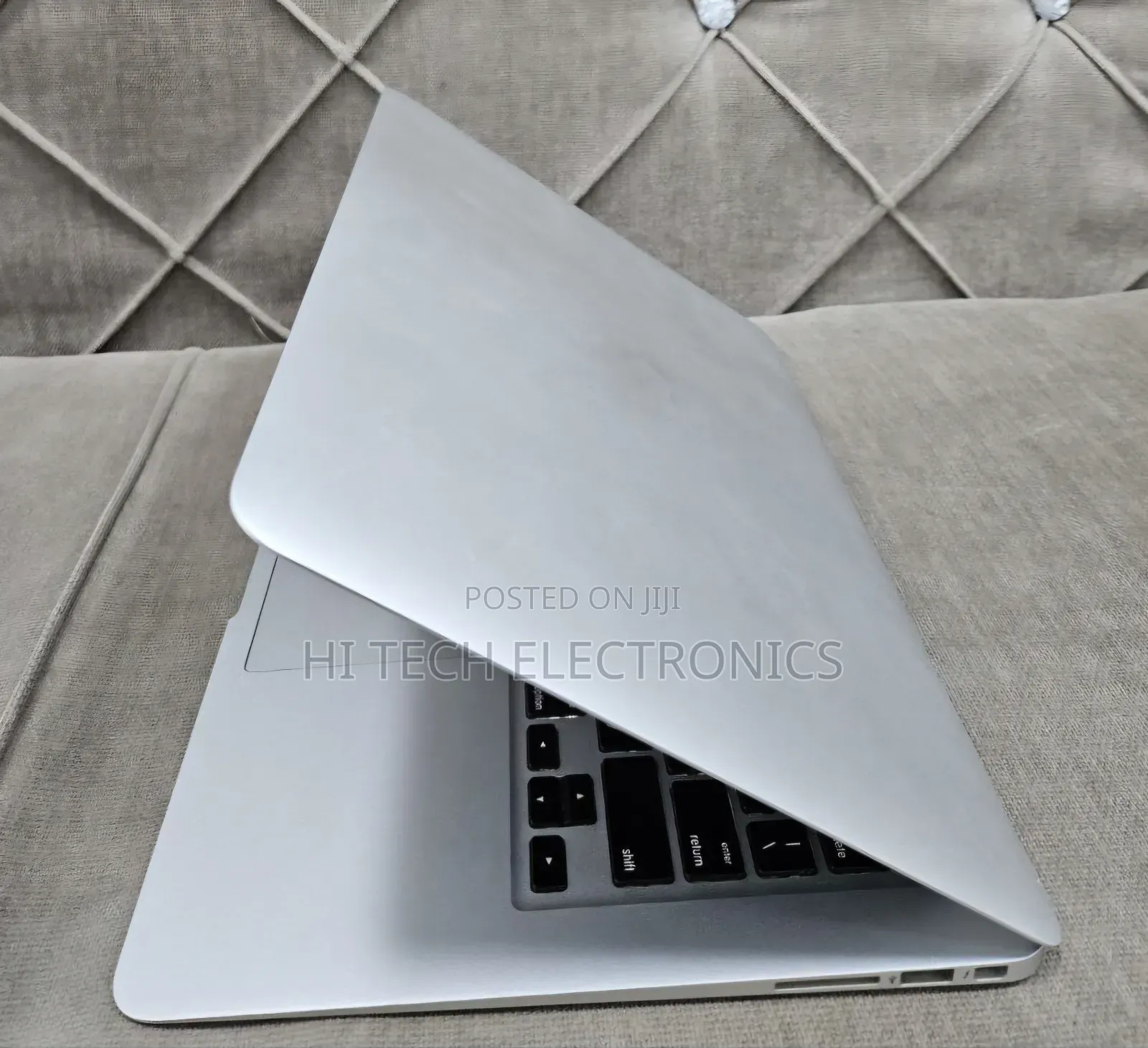 New Laptop Apple MacBook 2015 8GB Intel Core I5 SSD 128GB