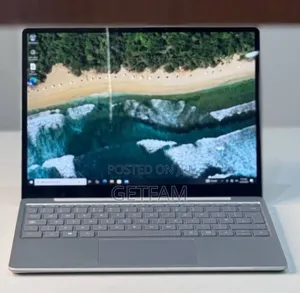 New Laptop Microsoft Surface 8GB Intel Core I5 SSD 256GB