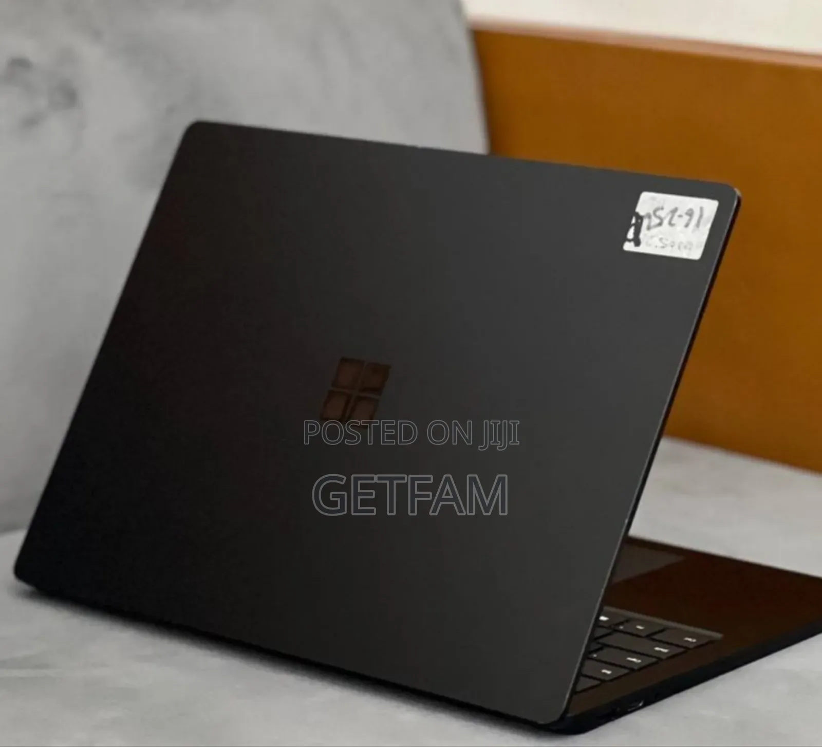 New Laptop Microsoft Surface 16GB Intel Core I7 SSD 512GB