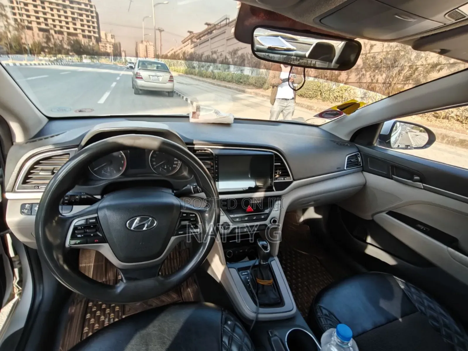 Hyundai Elantra 2016 Silver