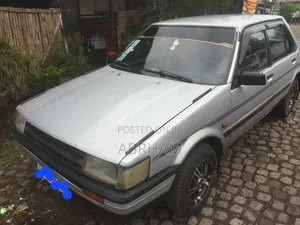 Toyota Crown Automatic 1986 Silver