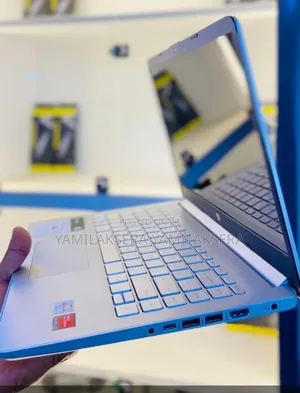 New Laptop HP Stream Notebook 8GB AMD SSD 256GB