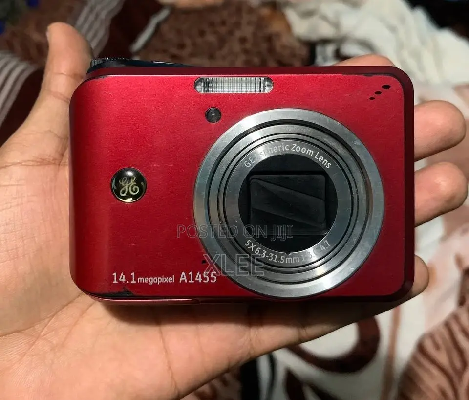 Camera, General Electric A1455 14.1 Mega Pixel