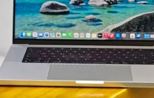 New Laptop Apple MacBook Pro 16GB Apple M1 SSD 512GB