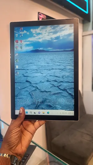 New Laptop Microsoft Surface Pro 7+ 16GB Intel Core I7 SSD 512GB