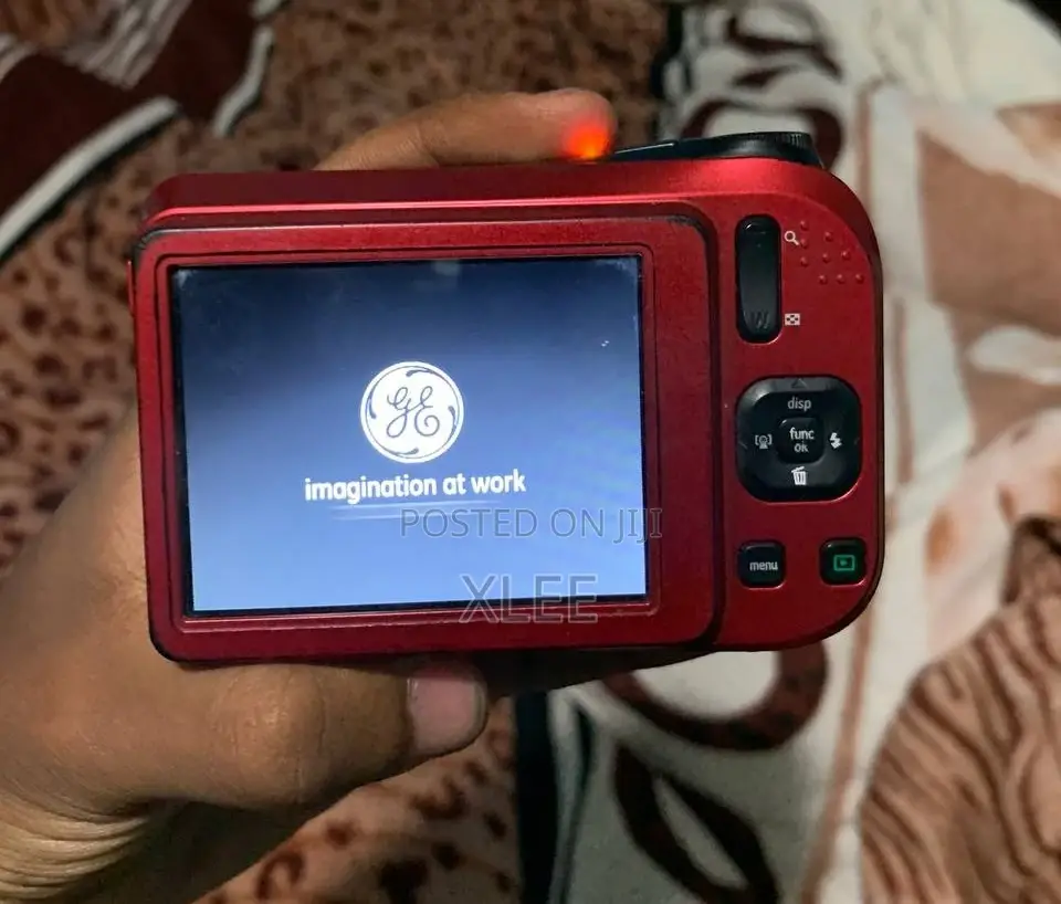 Camera, General Electric A1455 14.1 Mega Pixel