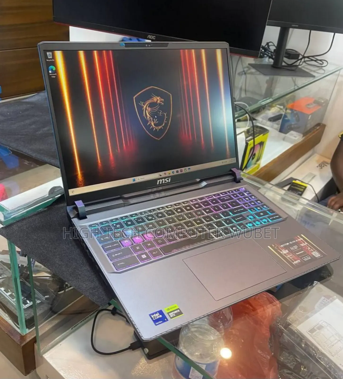 New Laptop MSI Vector 16 HX AI A2XWIG 16GB Intel Core I7 SSD 1T