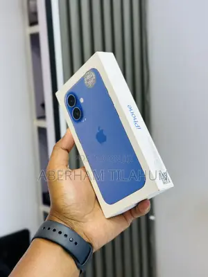 New Apple iPhone 16 128 GB Blue