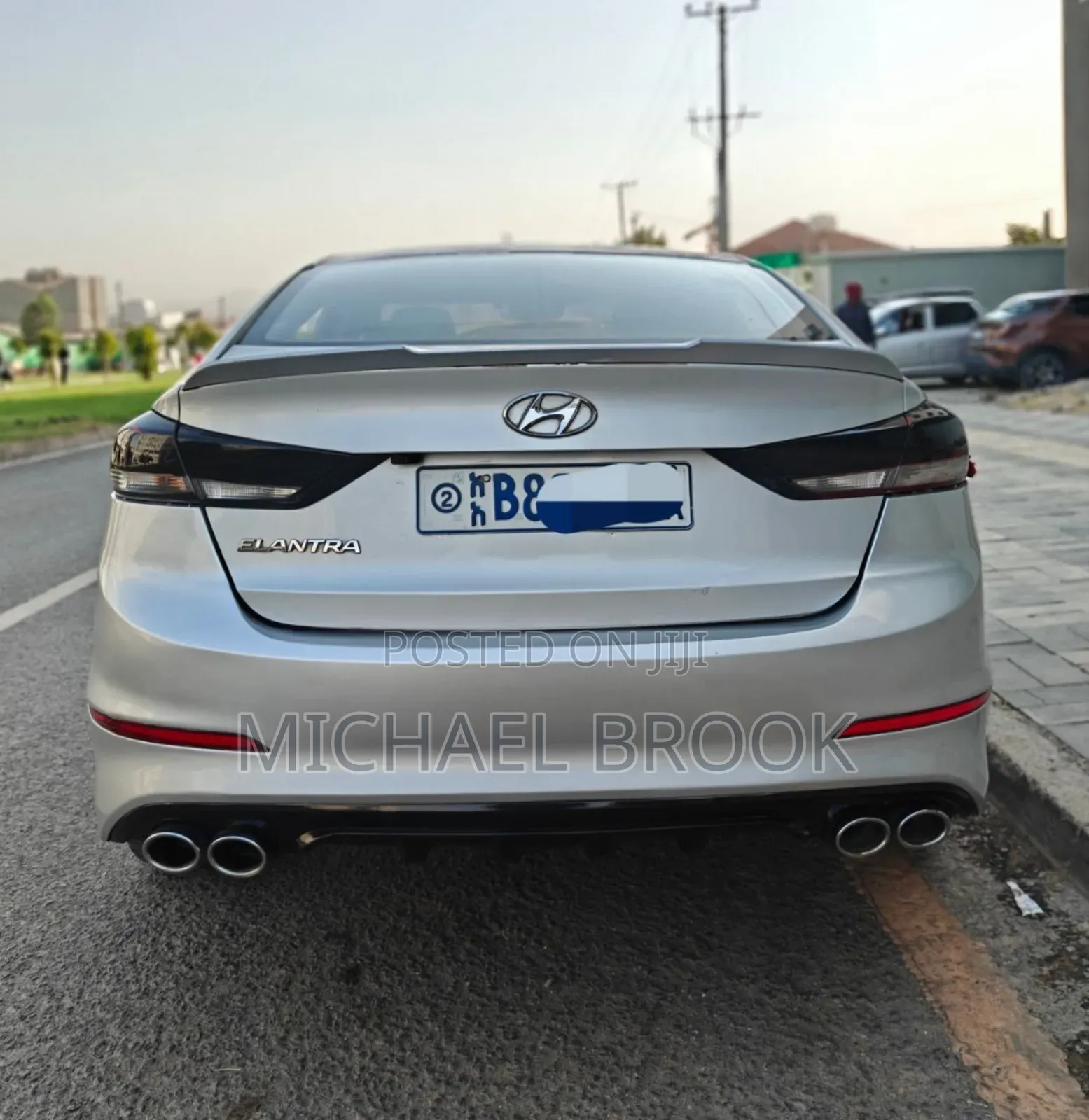 Hyundai Elantra 2016 Silver