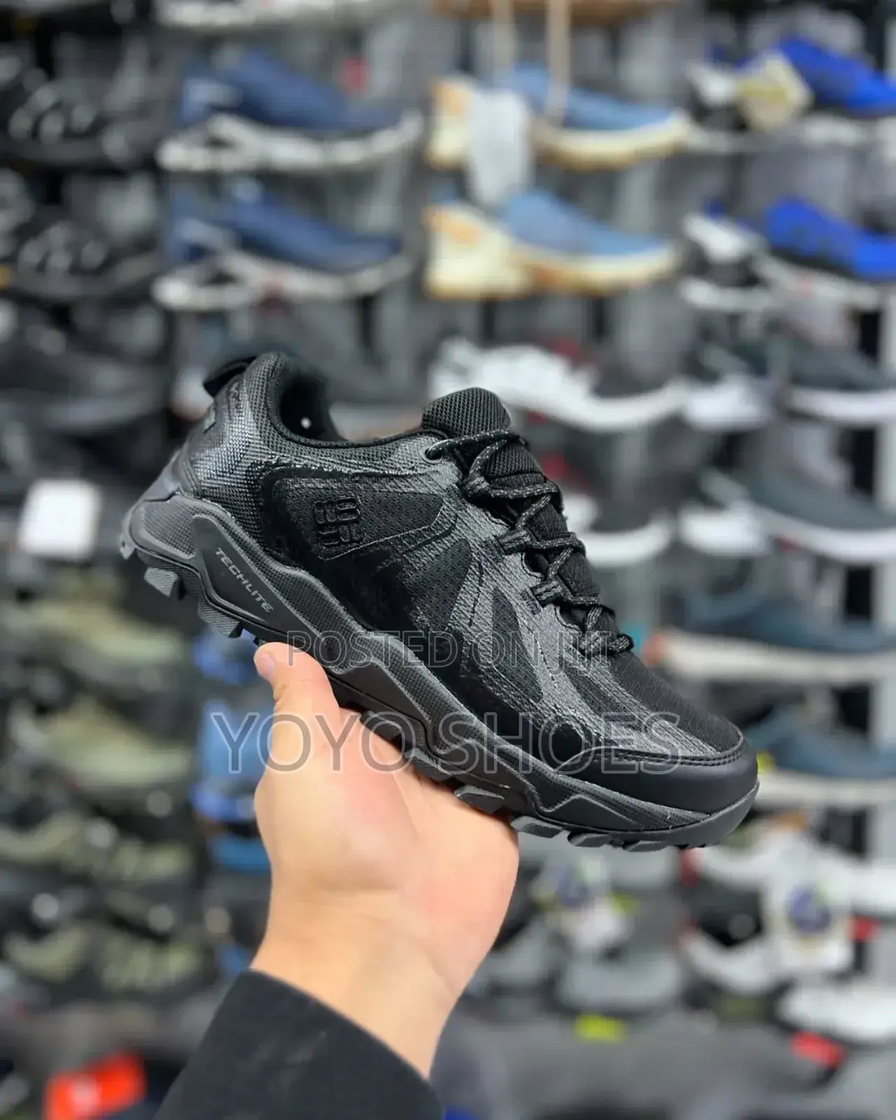 Columbia Techlight Full Black Water Proff Hiking Shoes