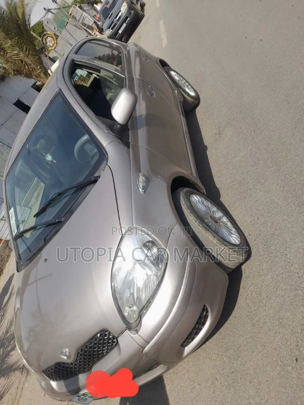 Toyota Vitz 2004 Gold