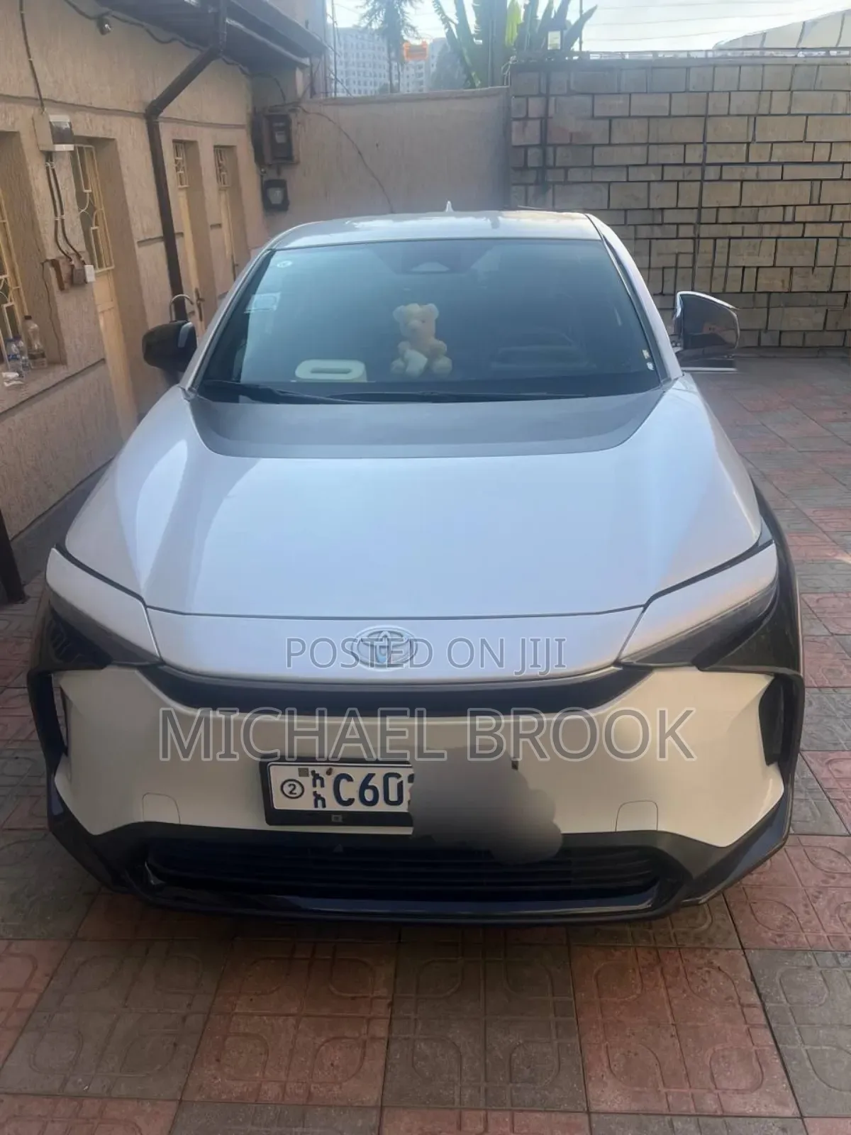 Toyota bZ4X 2022 White