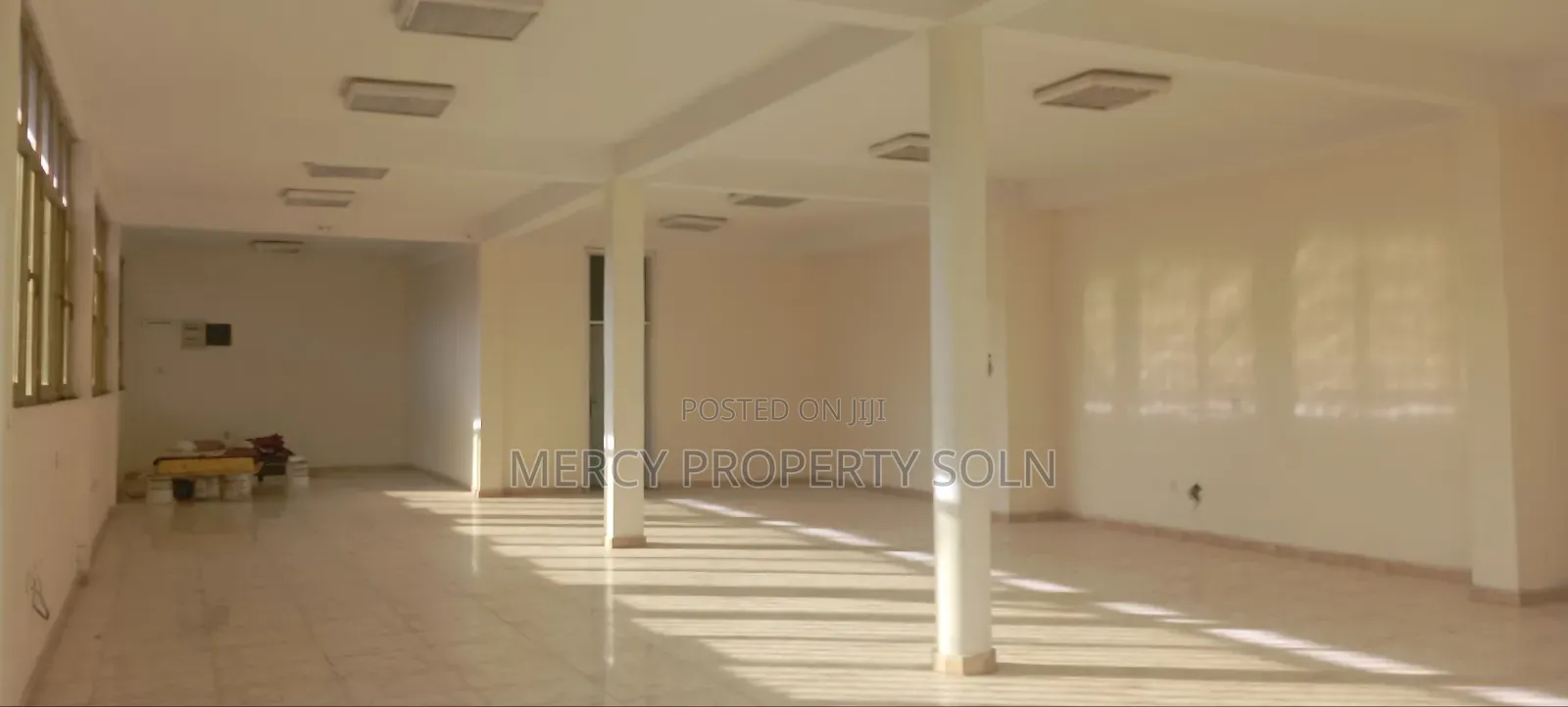 የሚከራይ መጋዘን ቃሊቲ አአ 1000 Kw ኤሌክትሪክ እና በቂ ቢሮ ያለው