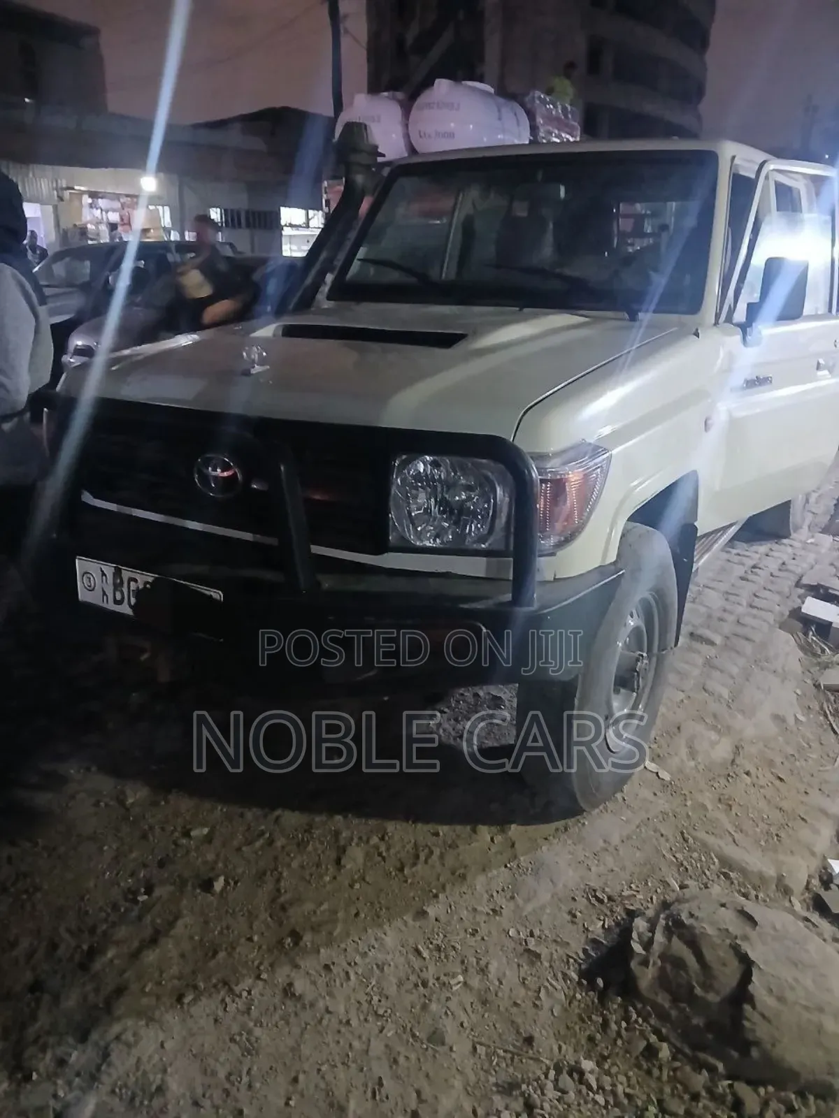 Toyota Land Cruiser 2019 White