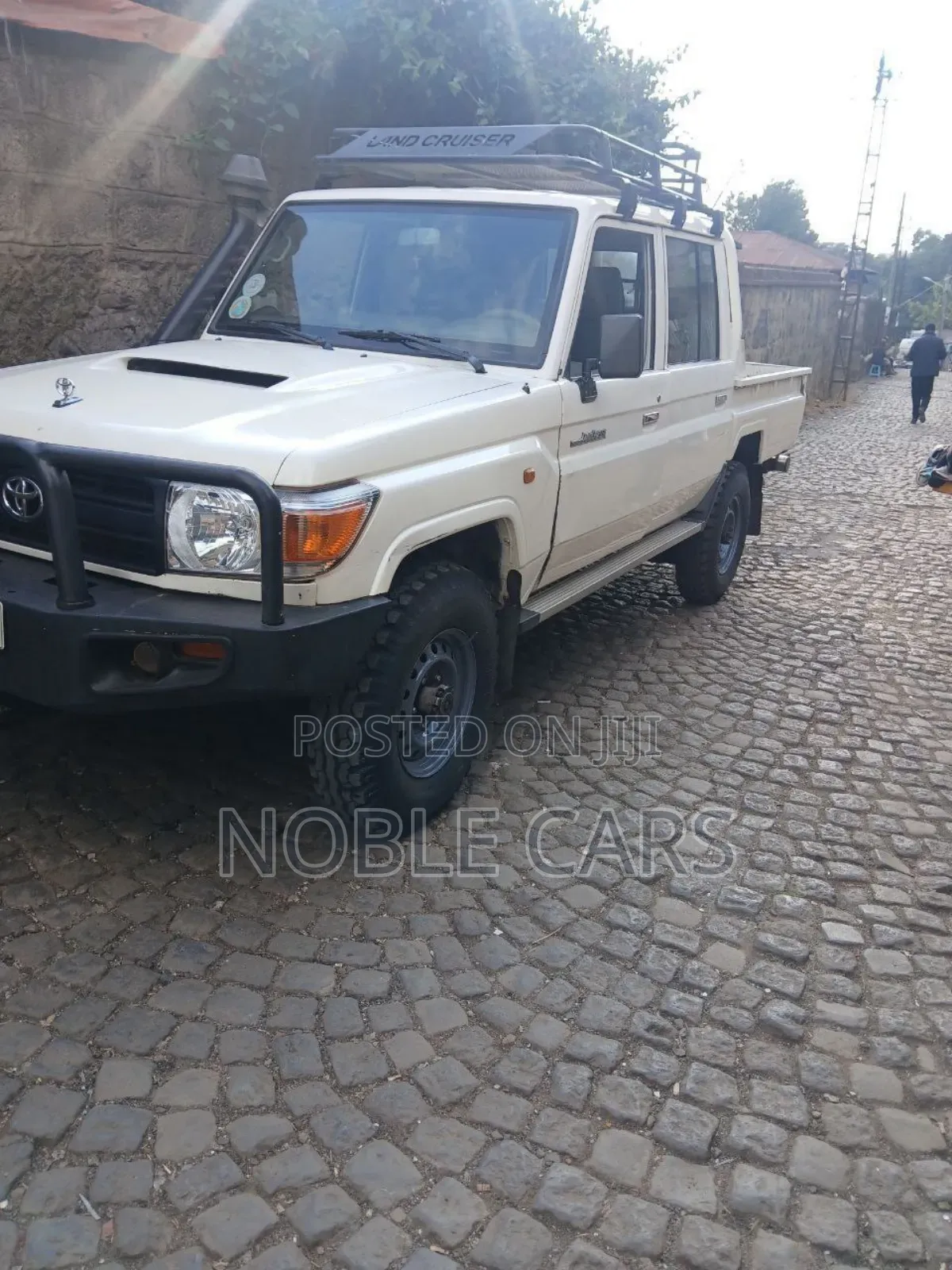 Toyota Land Cruiser 2019 White