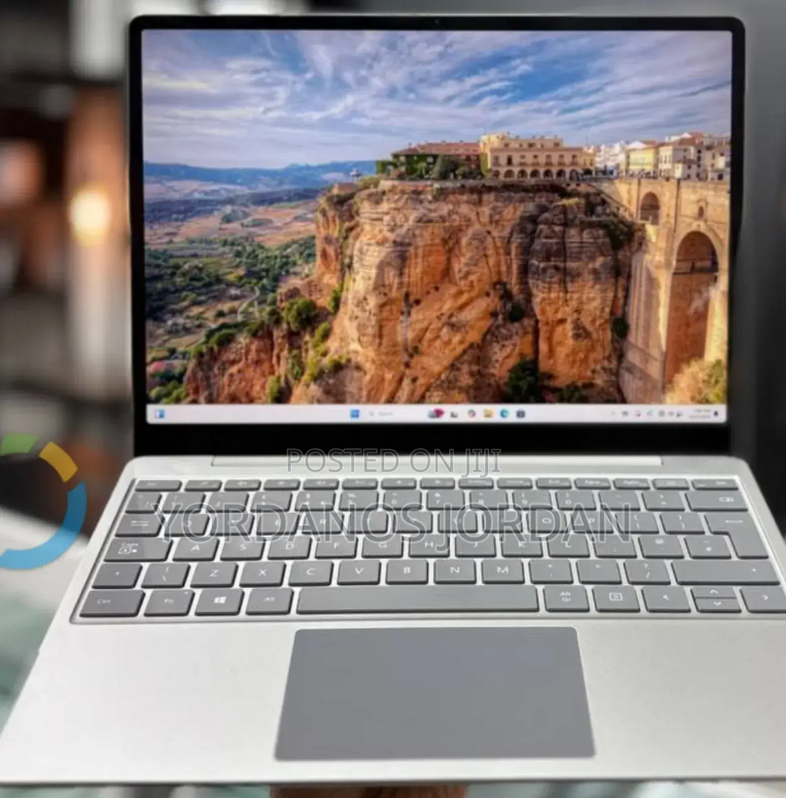 New Laptop Microsoft Surface Go 2 16GB Intel Core i5 SSD 256GB