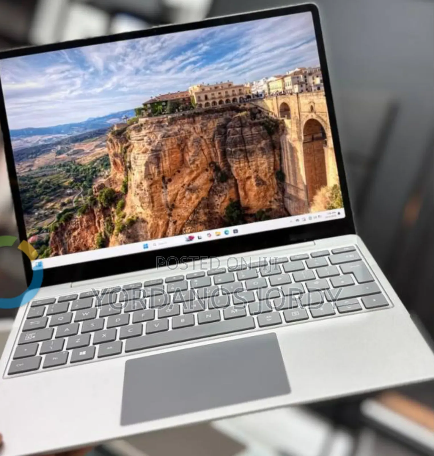 New Laptop Microsoft Surface Go 2 16GB Intel Core I5 SSD 256GB