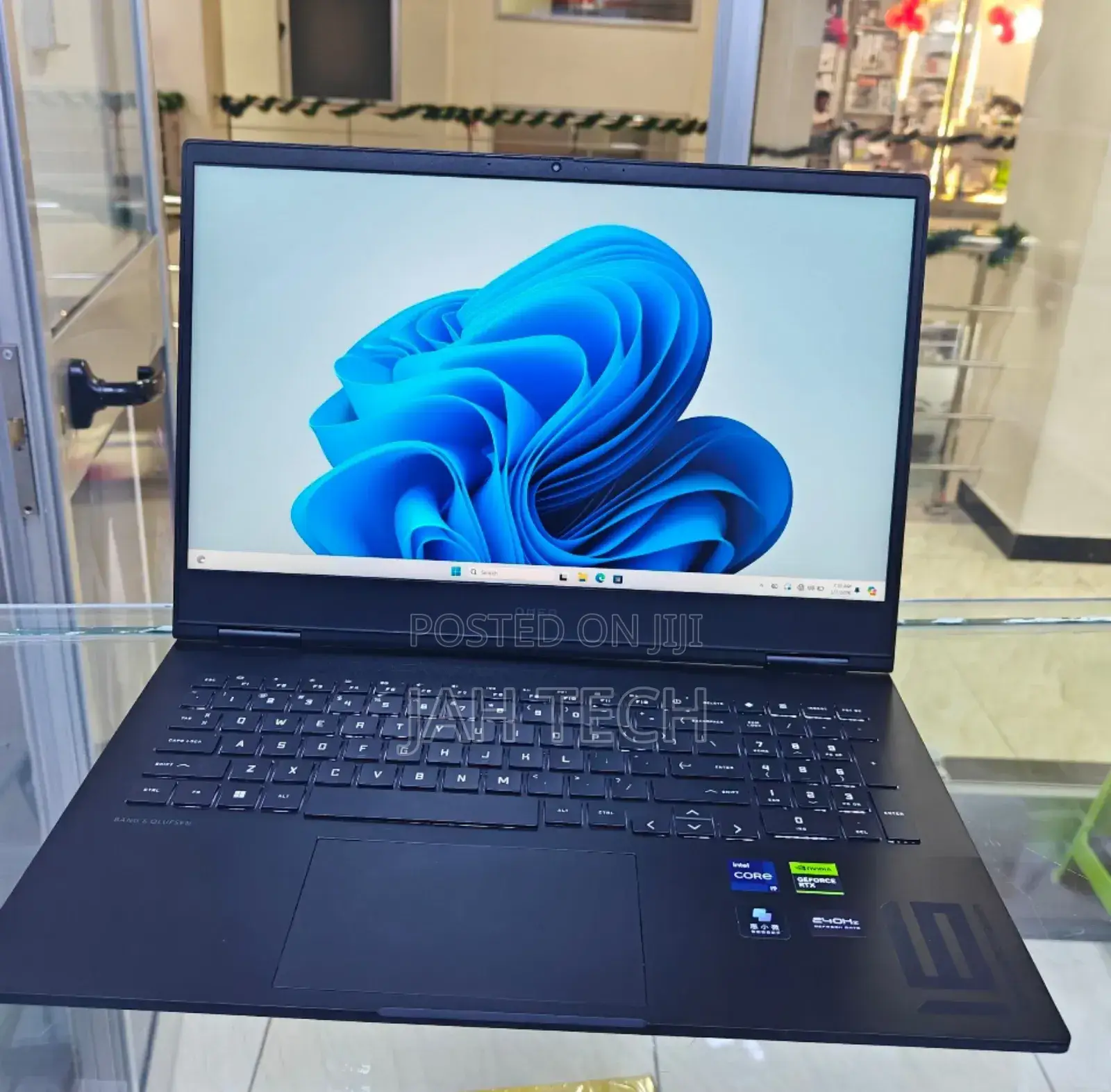 New Laptop HP Omen 16 16GB Intel Core I9 SSD 512GB