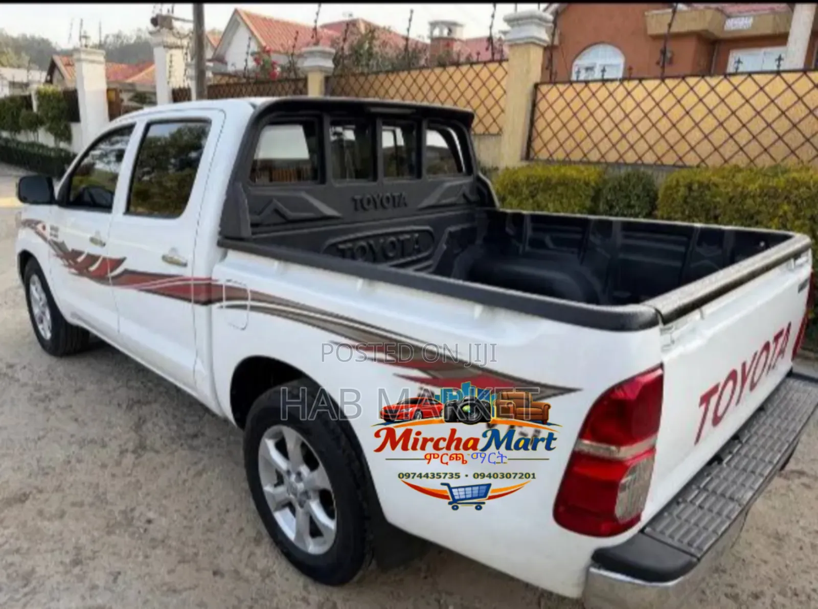 Toyota Hilux 2015 White