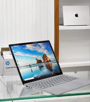 New Laptop Microsoft Surface 16GB Intel Core I7 SSD 256GB