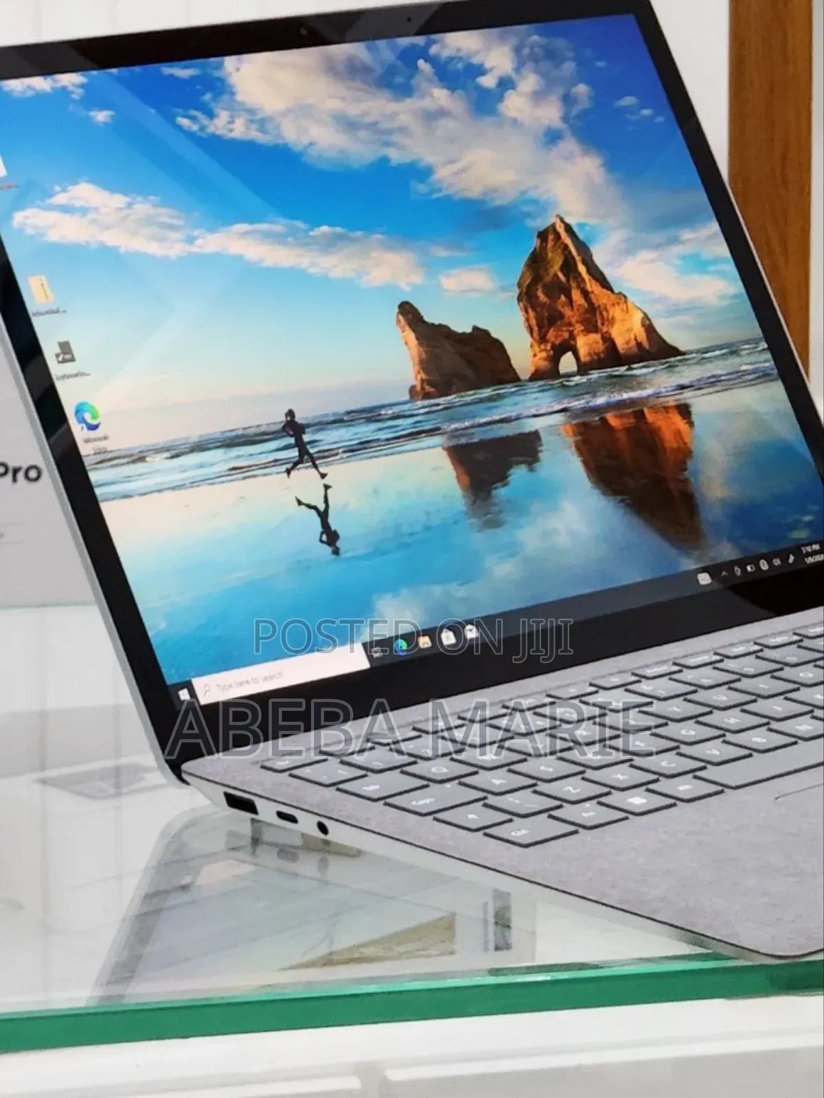 New Laptop Microsoft Surface 16GB Intel Core I7 SSD 256GB