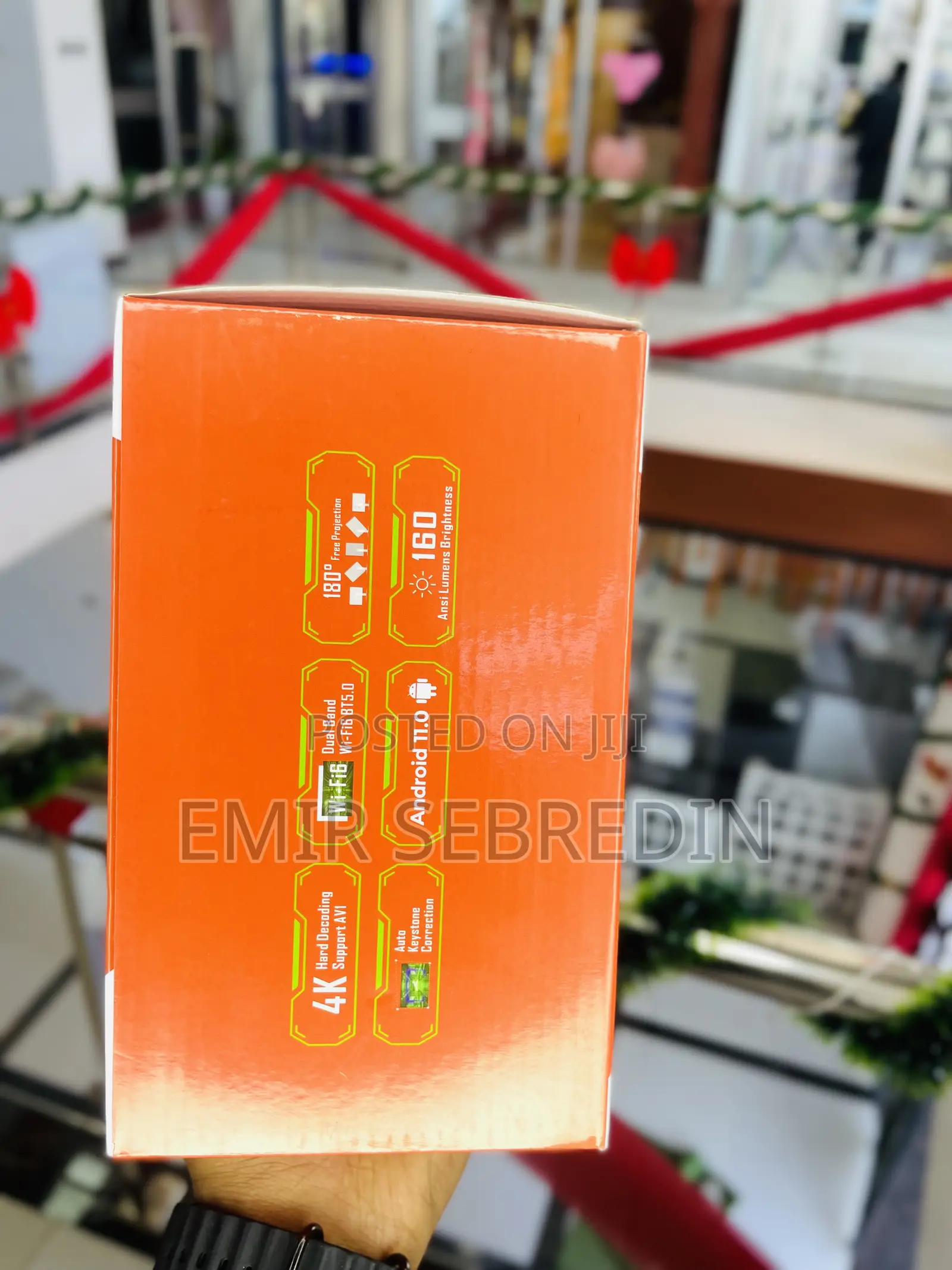 Pozzer Hy300 Projector