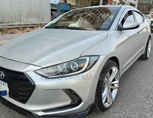 Hyundai Elantra 2016 Gray