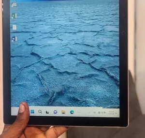 New Laptop Microsoft Surface Pro 7+ 16GB Intel Core I7 SSD 512GB