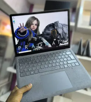 New Laptop Microsoft Surface Book 3 16GB Intel Core I7 SSD 256GB