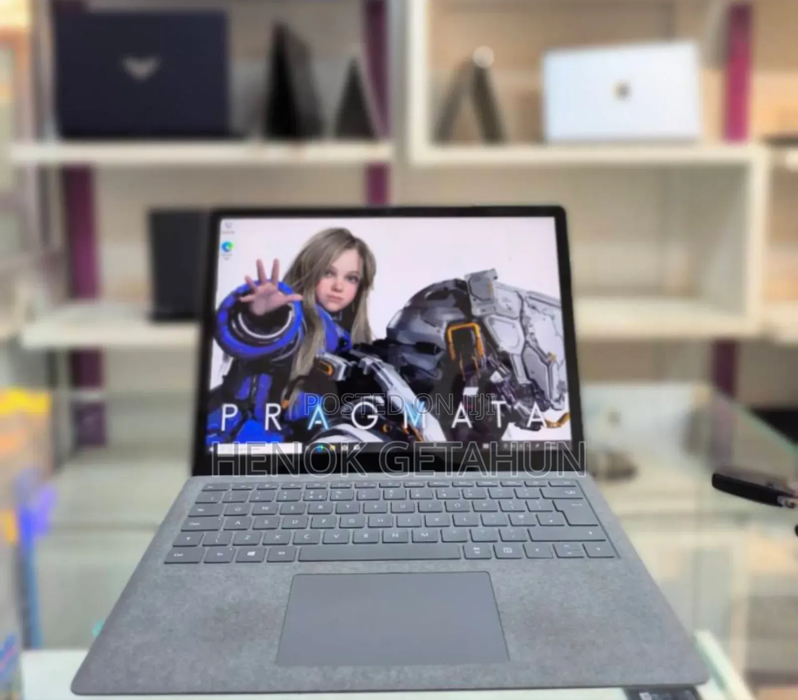 New Laptop Microsoft Surface Book 3 16GB Intel Core I7 SSD 256GB