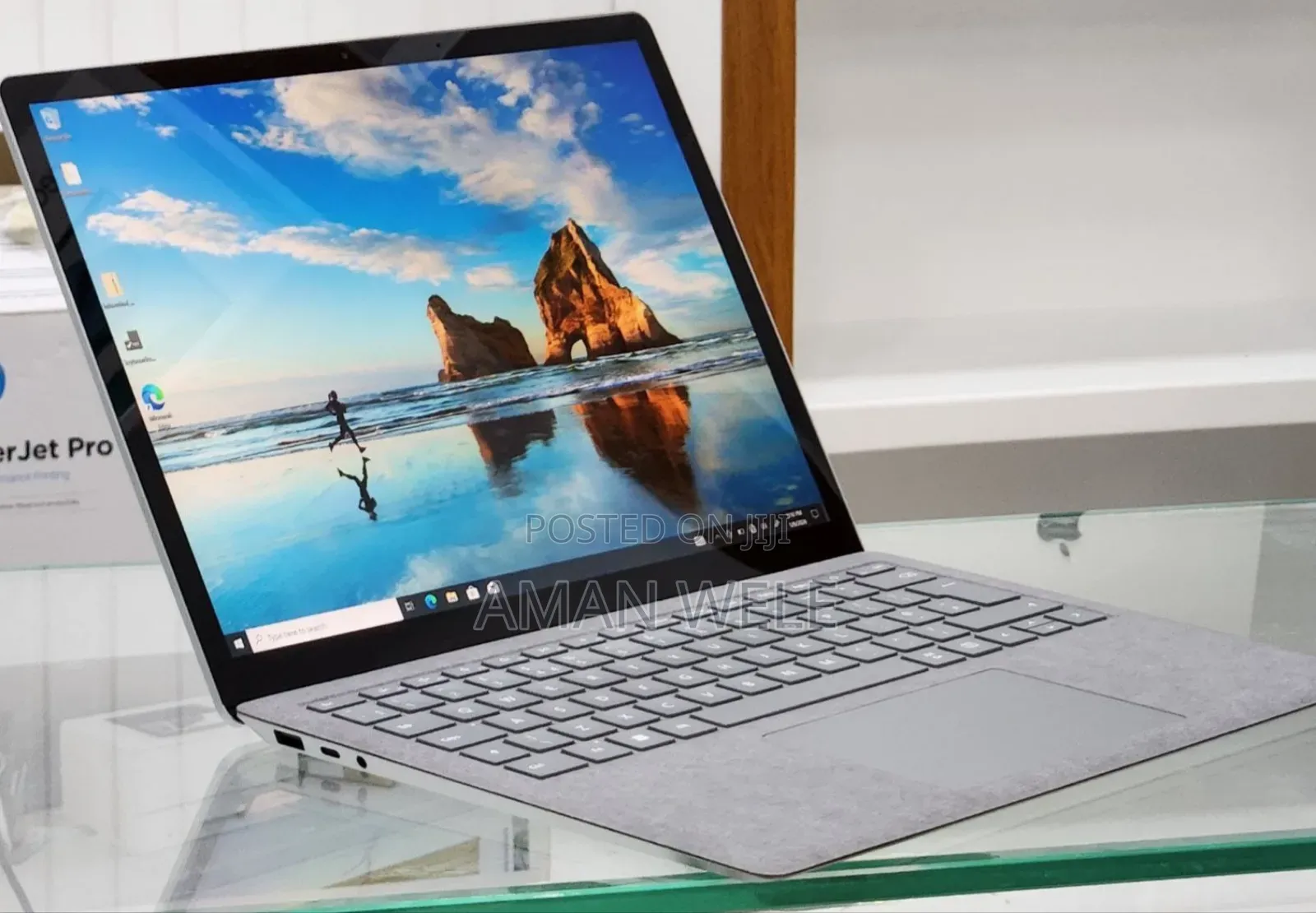 New Laptop Microsoft Surface 16GB Intel Core I7 SSD 256GB