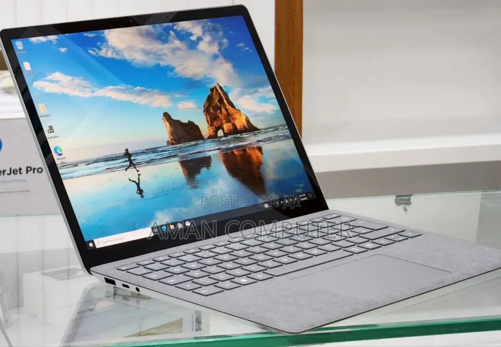 New Laptop Microsoft Surface 16GB Intel Core I7 SSD 256GB