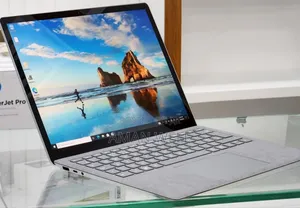 New Laptop Microsoft Surface 16GB Intel Core I7 SSD 256GB