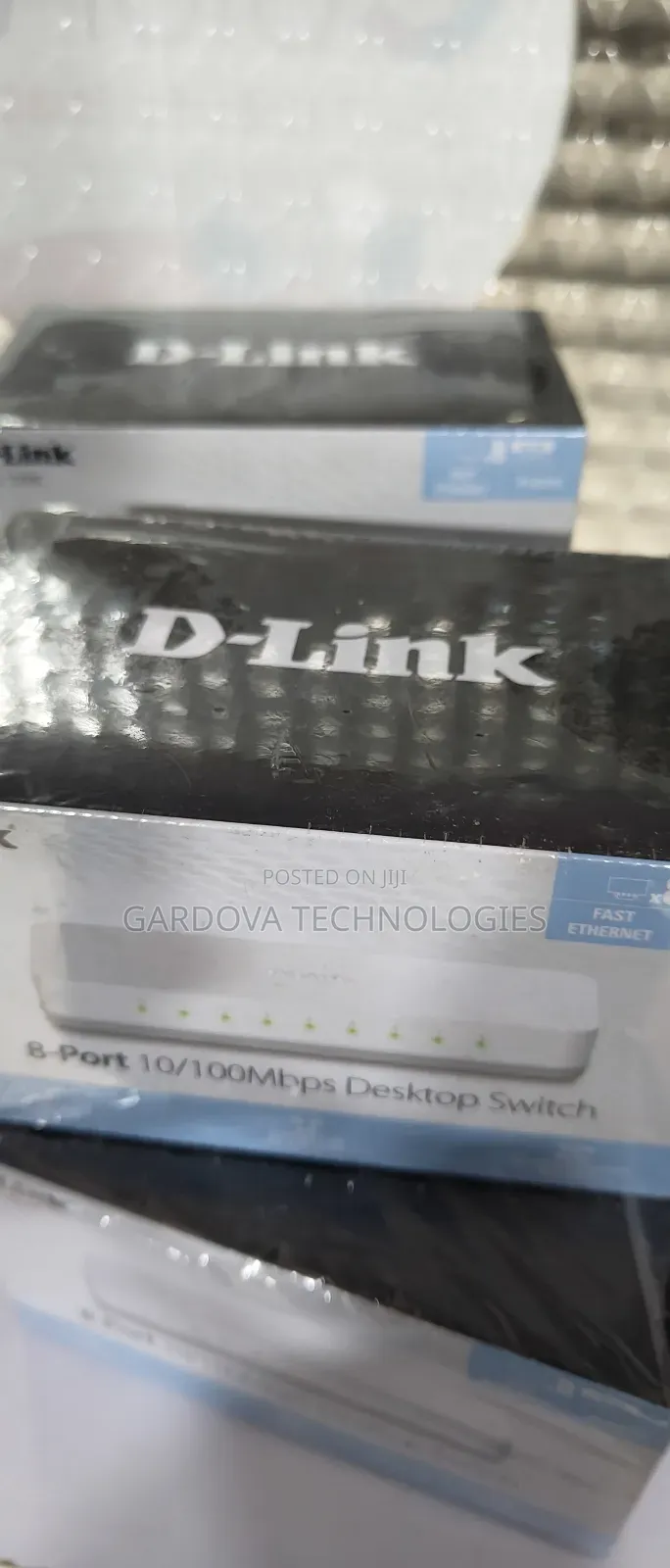 D-Link Des-1008c 8-Port Desktop Switch – New