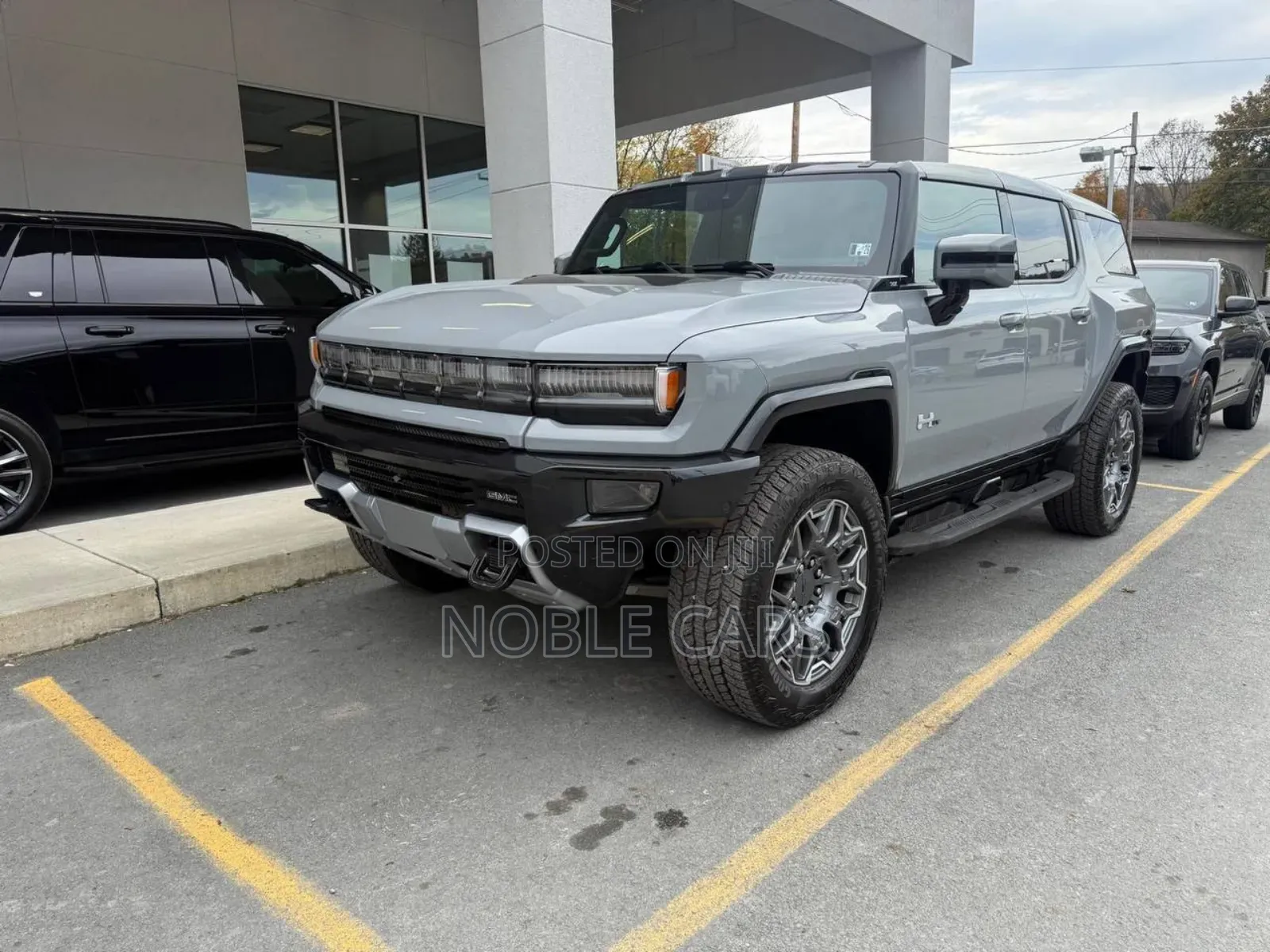 New GMC HUMMER EV SUV 2025 Gray