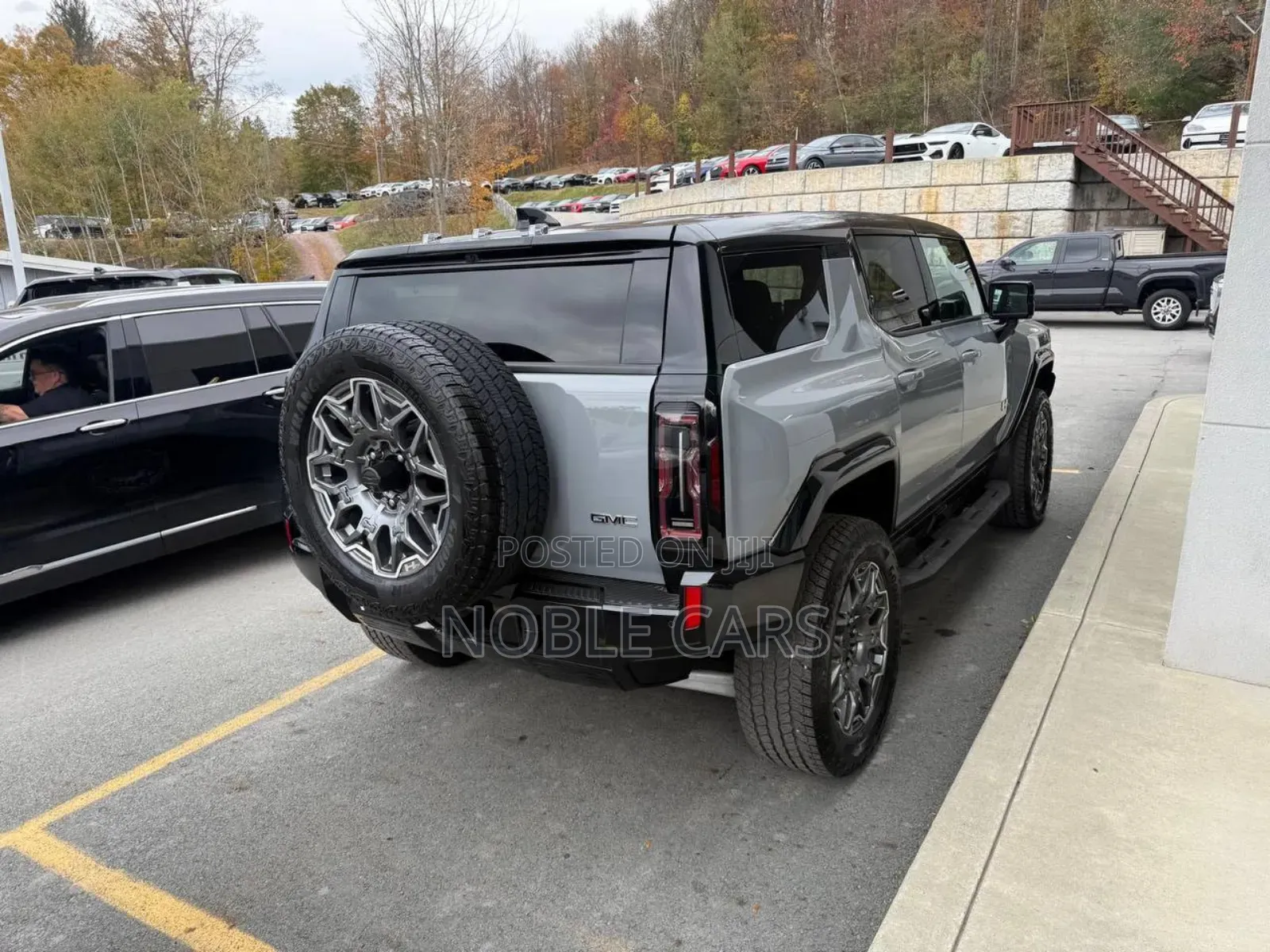 New GMC HUMMER EV SUV 2025 Gray