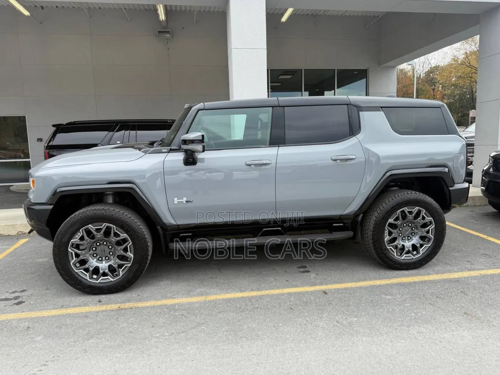 New GMC HUMMER EV SUV 2025 Gray