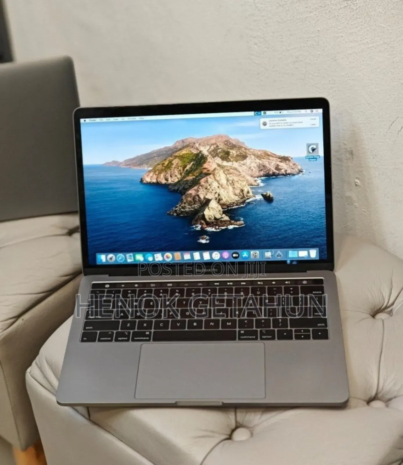 New Laptop Apple MacBook Pro 2019 16GB Intel Core I7 SSD 1T